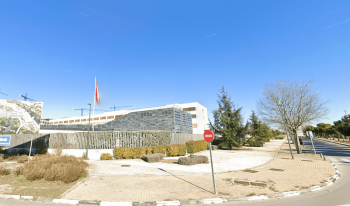 pozuelo-mantiene-la-orden-de-cierre-del-centro-de-inmigrantes-y-acusa-al-gobierno-de-saturarlo-ilegalmente