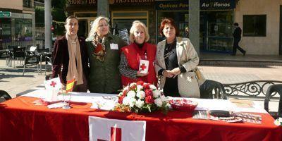 Cruz Roja Pozuelo sale a la calle para celebrar su tradicional fiesta del Día de la Banderita