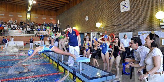 130602 trofeos natacion 01