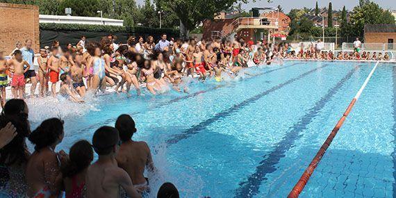 David Meca y Pablo Cimadevila sensibilizan a los niños para bañarse seguros