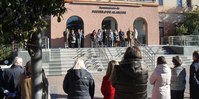 Pozuelo homenajea a las víctimas del atentado contra el "Charlie Hebdo"