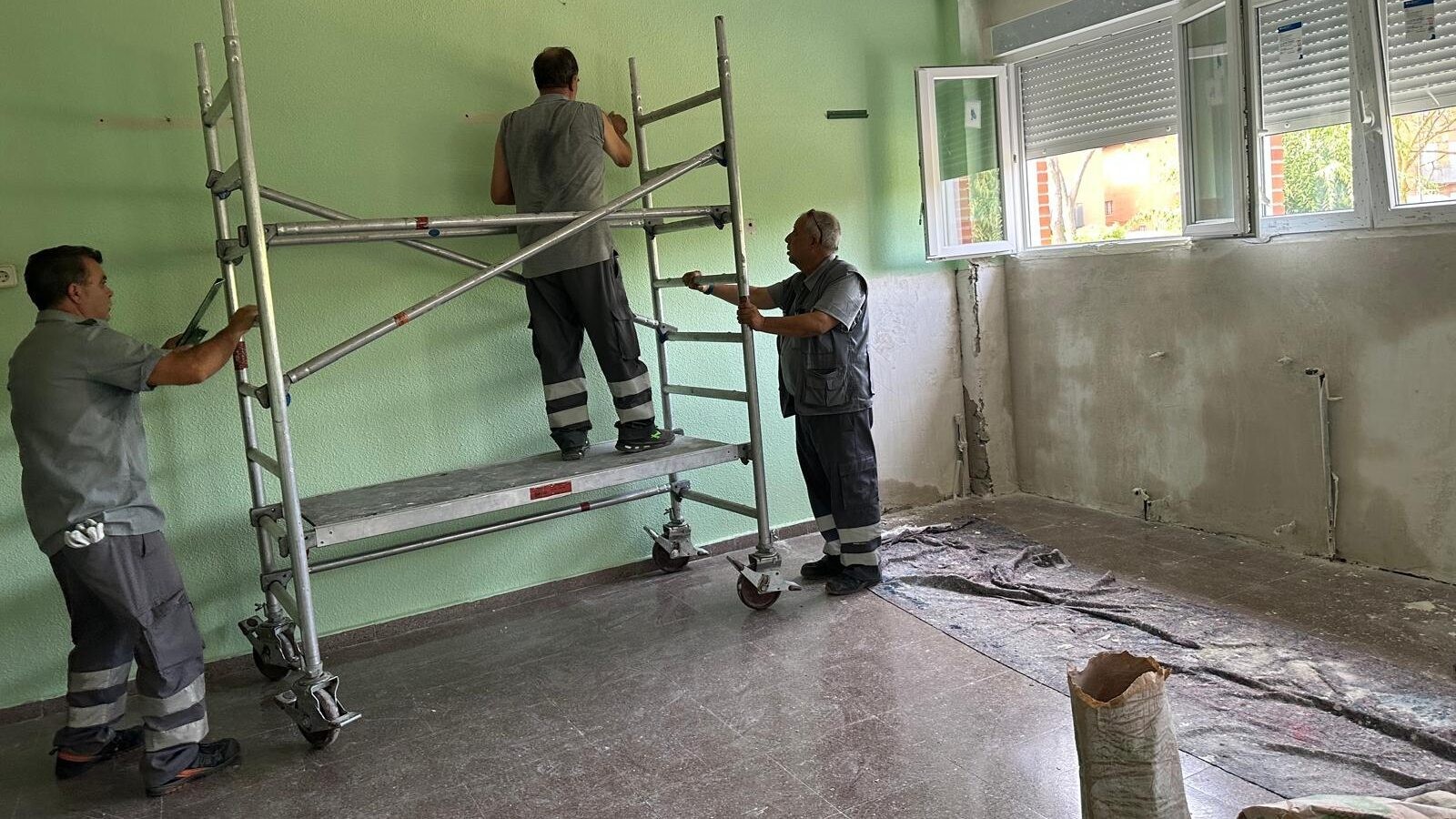 El Ayuntamiento de Pozuelo realiza mejoras en los colegios de cara al nuevo curso