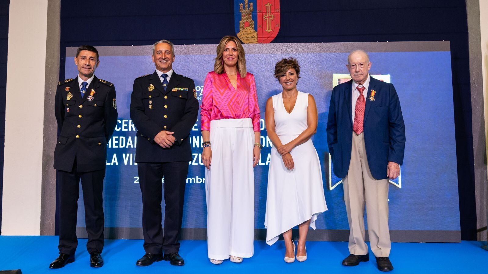 La alcaldesa de Pozuelo de Alarcón entrega las primeras Medallas y Condecoraciones de la Villa