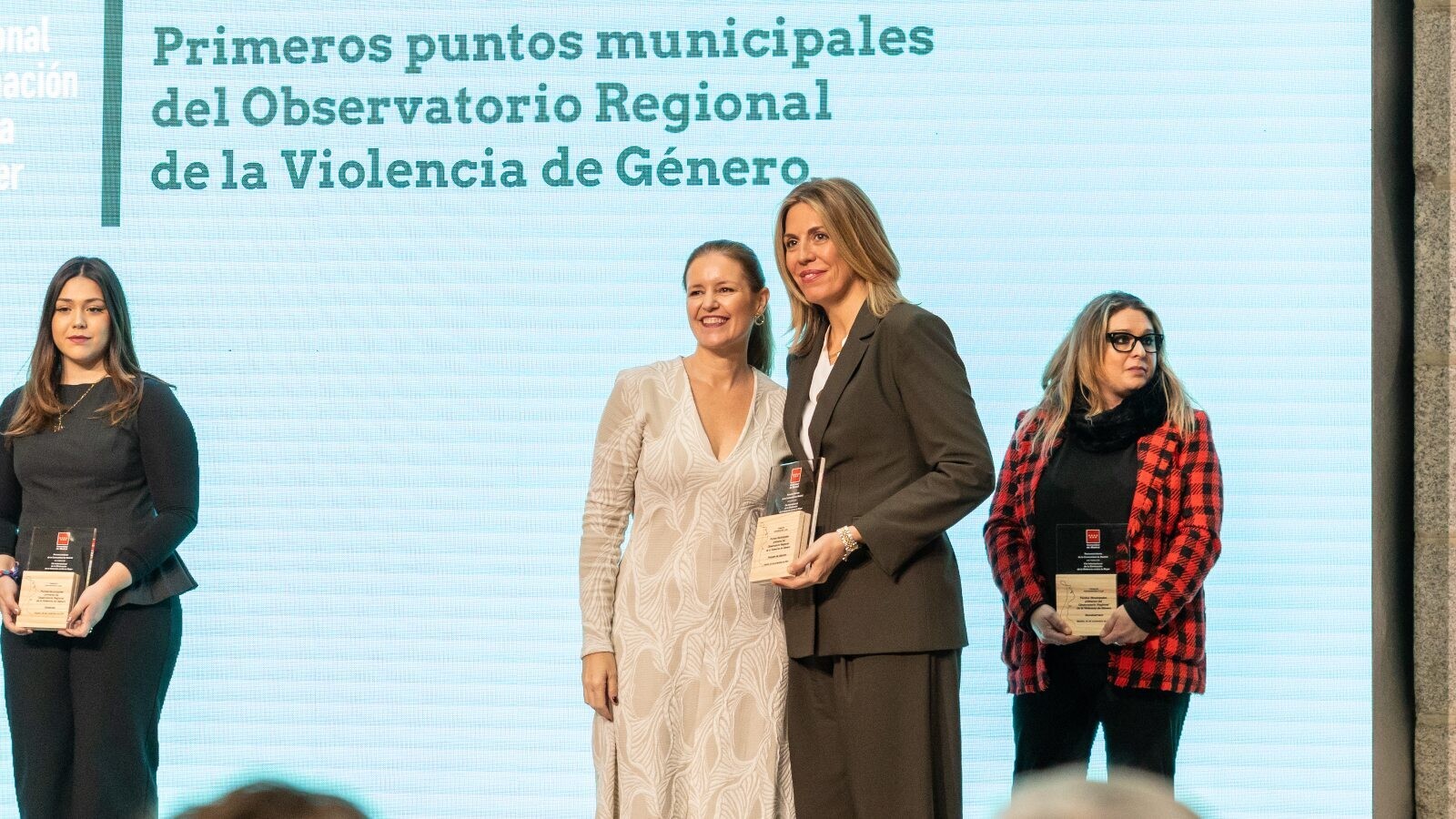 La Comunidad de Madrid premia los 20 años del Punto de Violencia de Género de Pozuelo