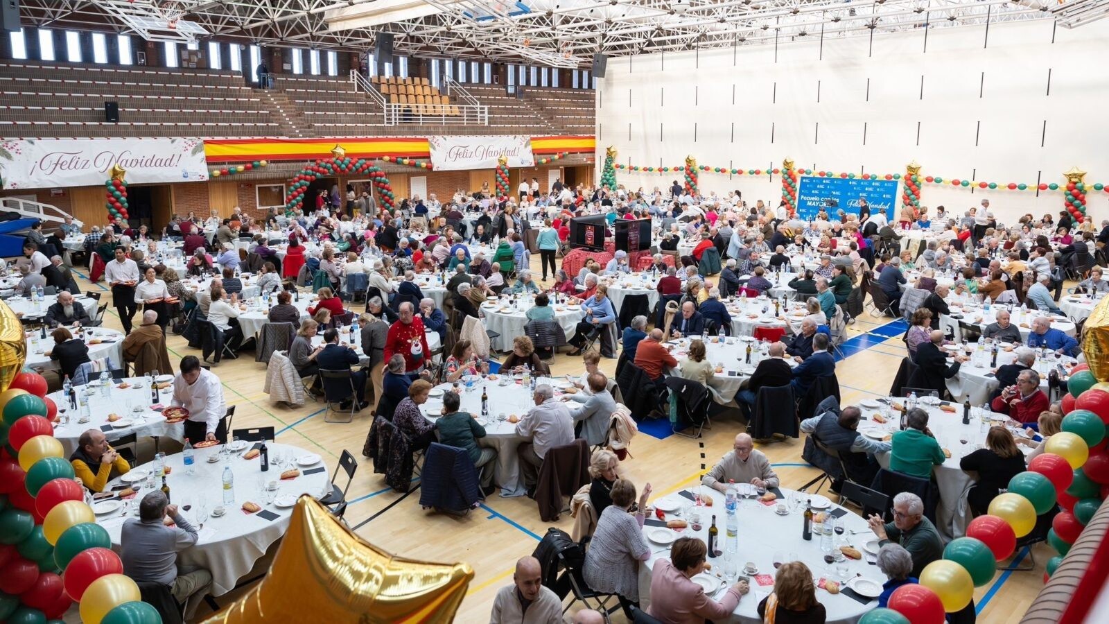 Pozuelo celebra la Navidad con comida, baile y actividades para los mayores