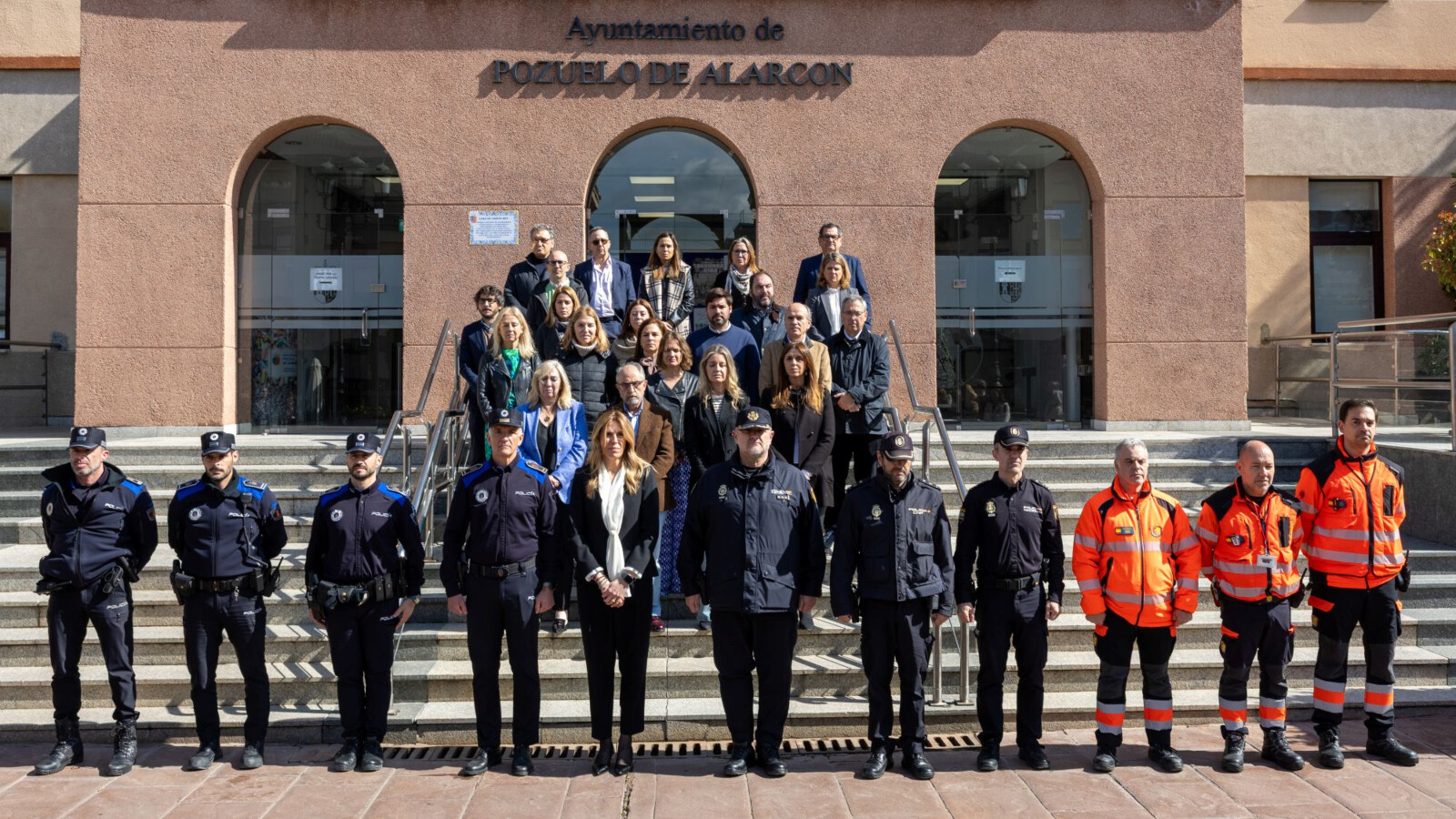 Pozuelo guarda un minuto de silencio en memoria de las víctimas del terrorismo